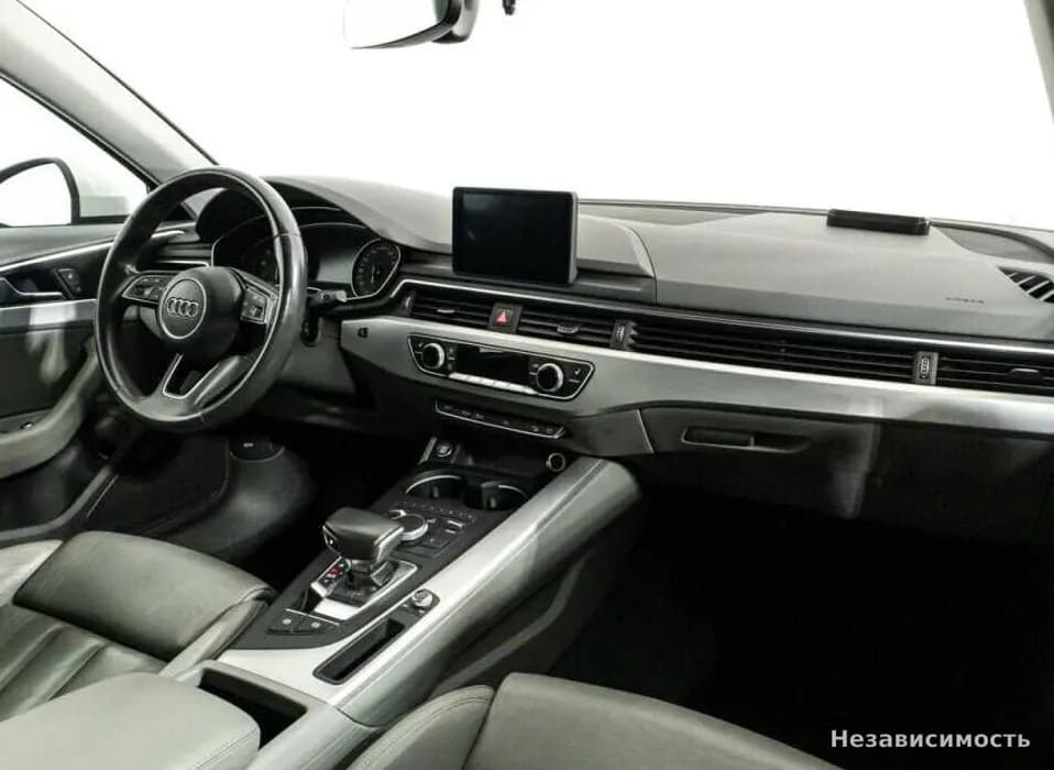 Audi A4 2015 с пробегом — фото 9
