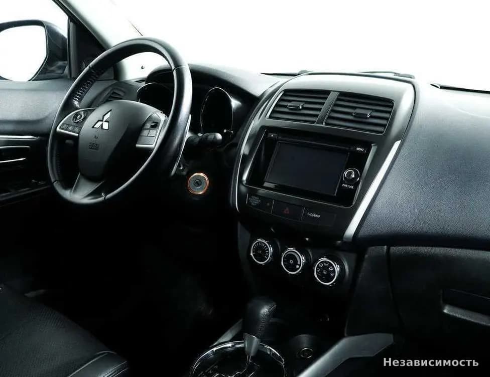 Mitsubishi ASX 2013 с пробегом — фото 9