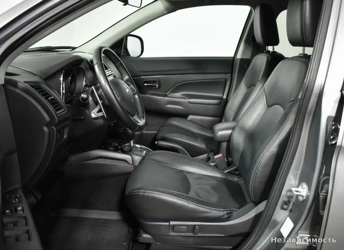Mitsubishi ASX 2014 с пробегом — фото 10