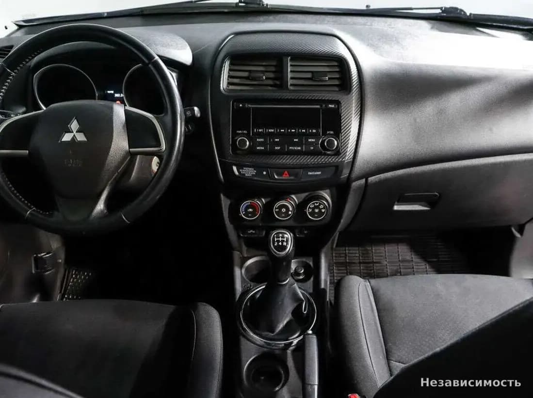 Mitsubishi ASX 2014 с пробегом — фото 10