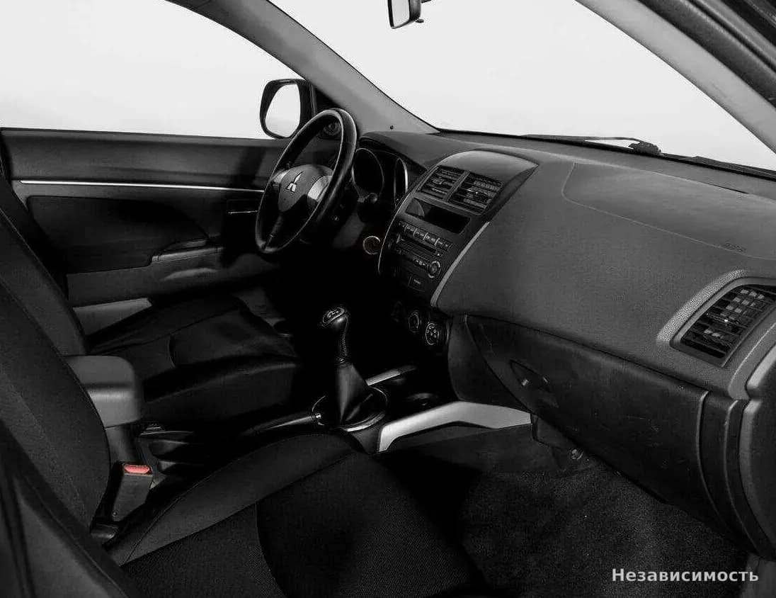 Mitsubishi ASX 2012 с пробегом — фото 8