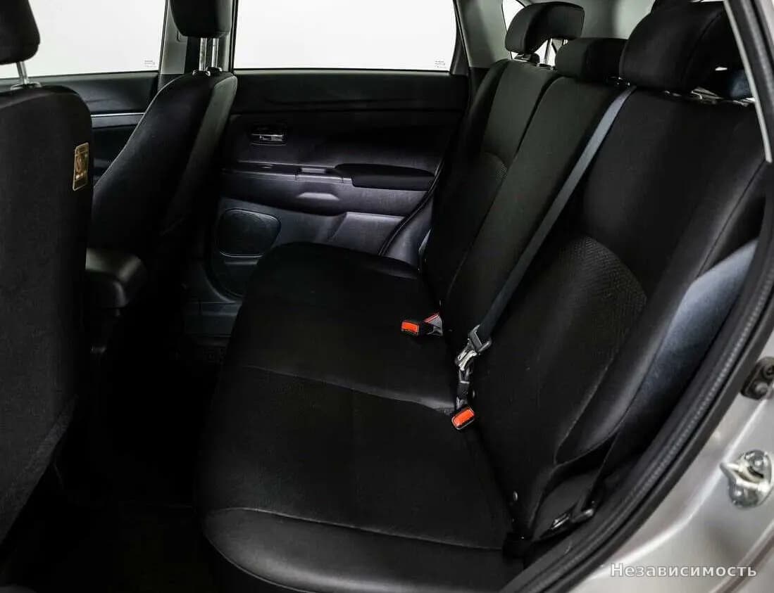 Mitsubishi ASX 2015 с пробегом — фото 9
