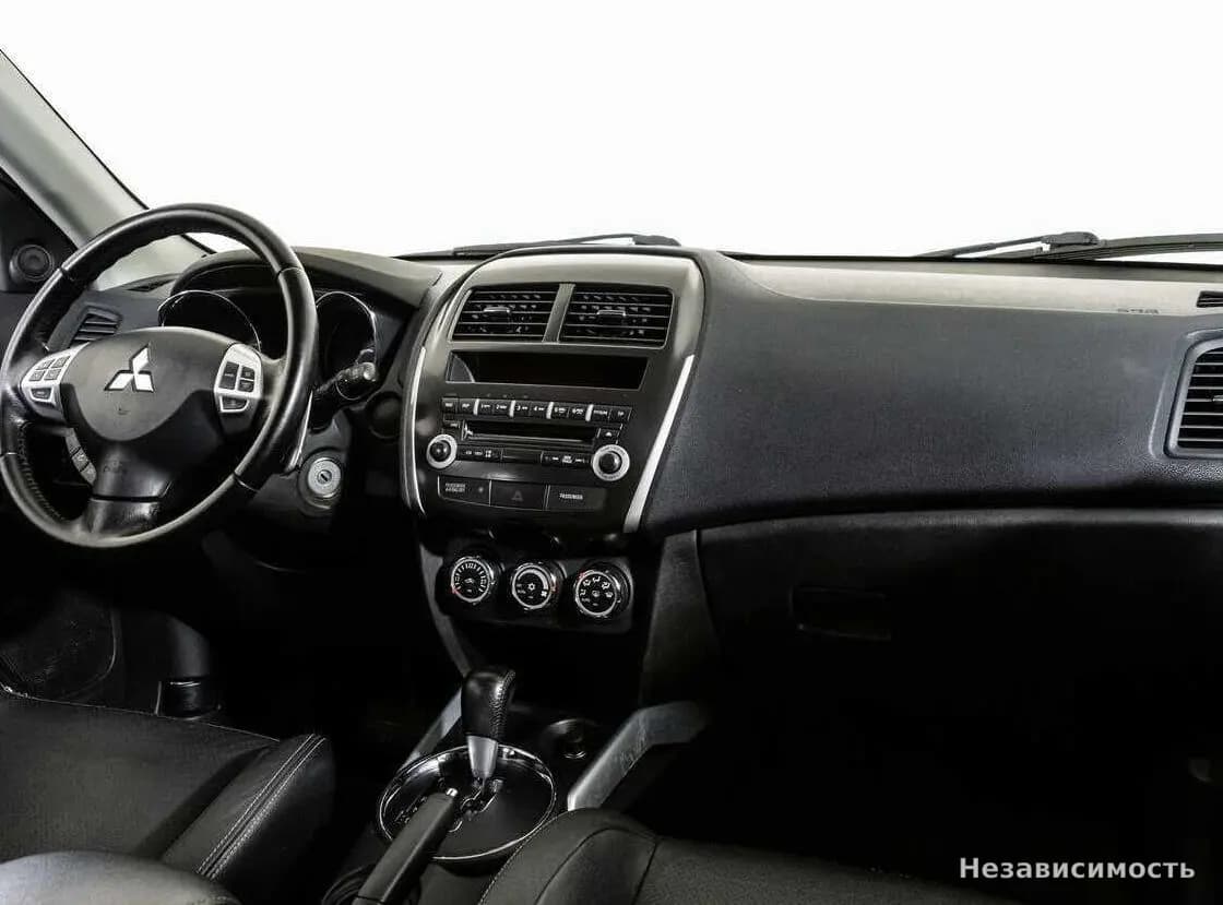 Mitsubishi ASX 2012 с пробегом — фото 9
