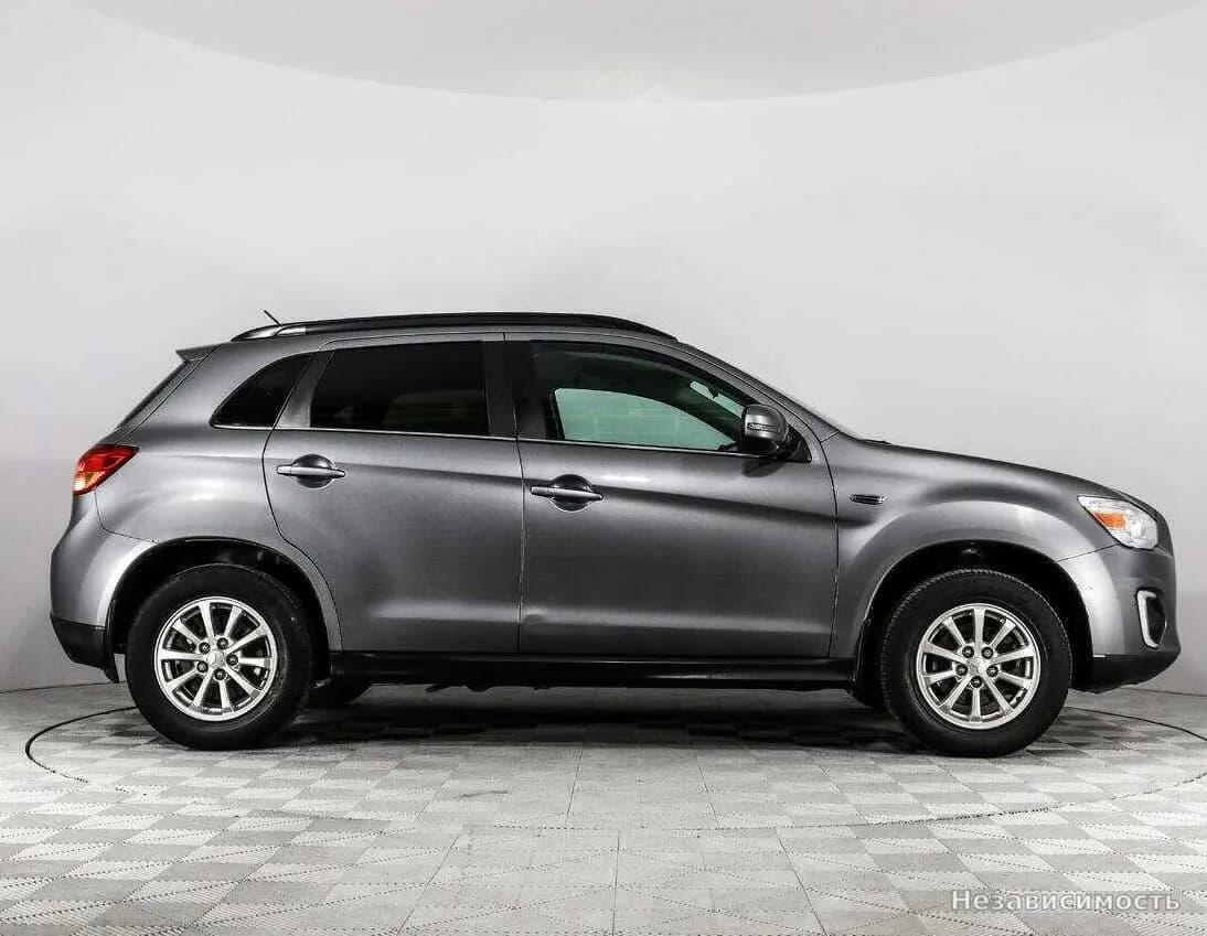 Mitsubishi ASX 2015 с пробегом — фото 3