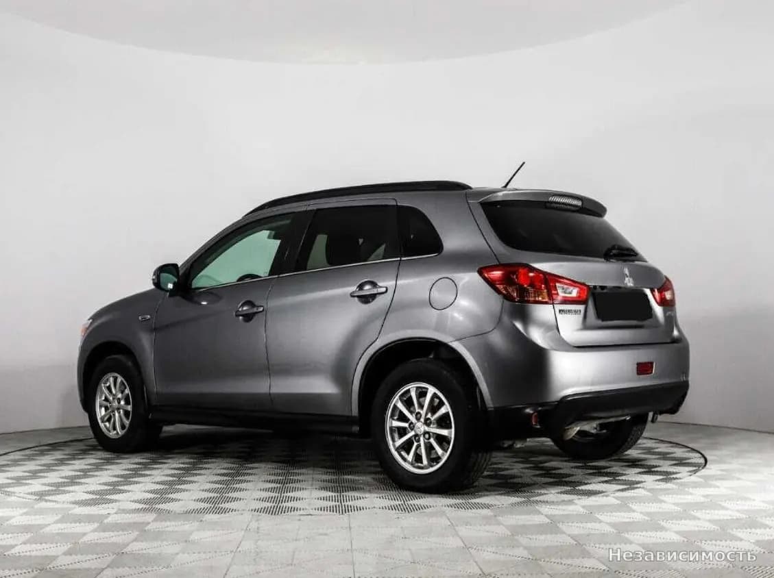Mitsubishi ASX 2015 с пробегом — фото 6
