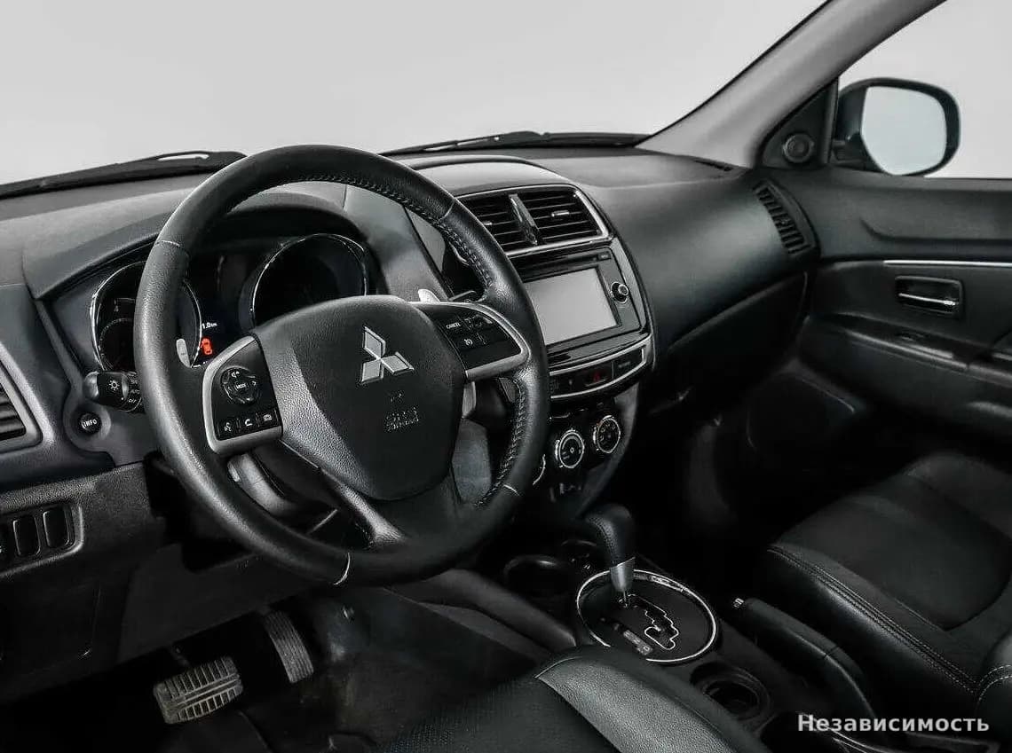 Mitsubishi ASX 2015 с пробегом — фото 8