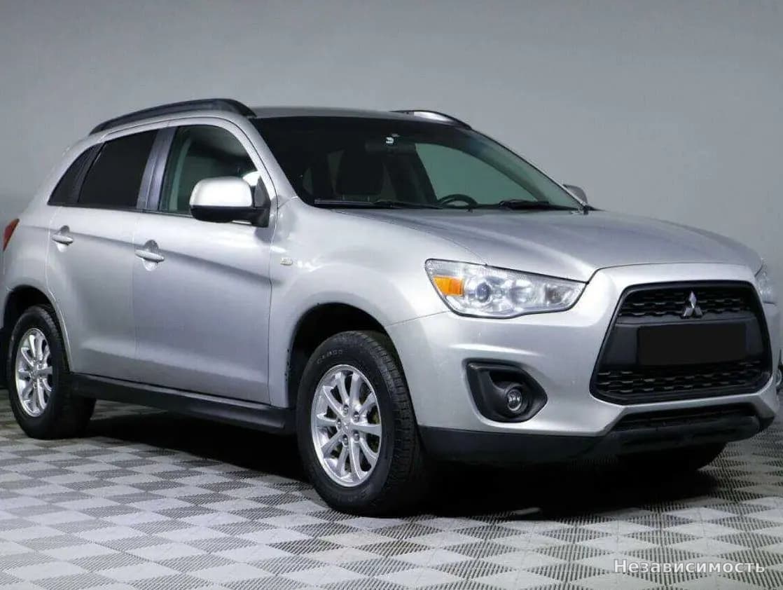 Mitsubishi ASX 2012 с пробегом — фото 3