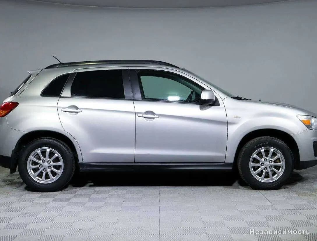 Mitsubishi ASX 2012 с пробегом — фото 4