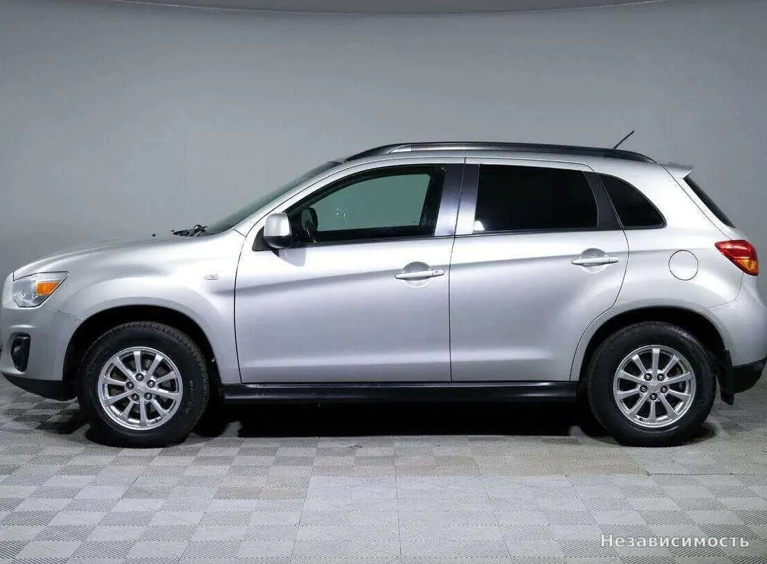 Mitsubishi ASX 2012 с пробегом — фото 8