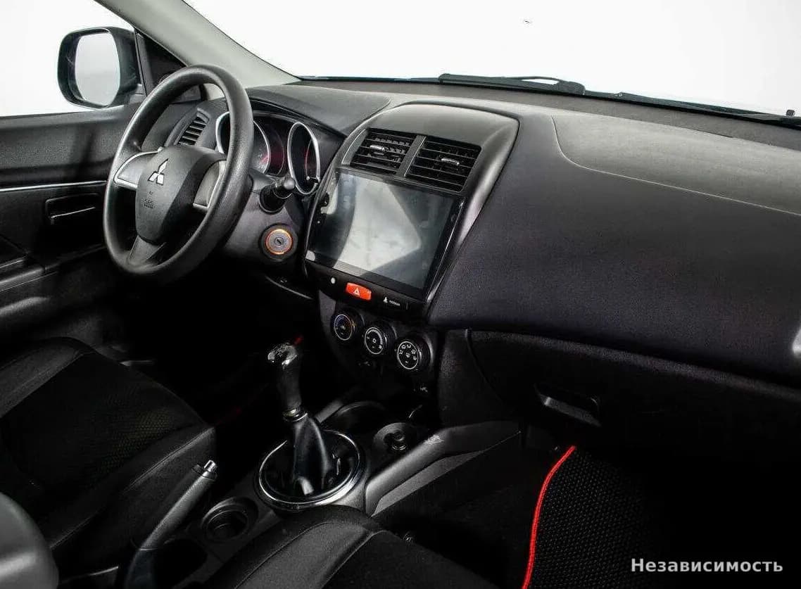 Mitsubishi ASX 2014 с пробегом — фото 9