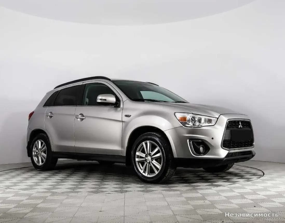 Mitsubishi ASX 2012 с пробегом — фото 3