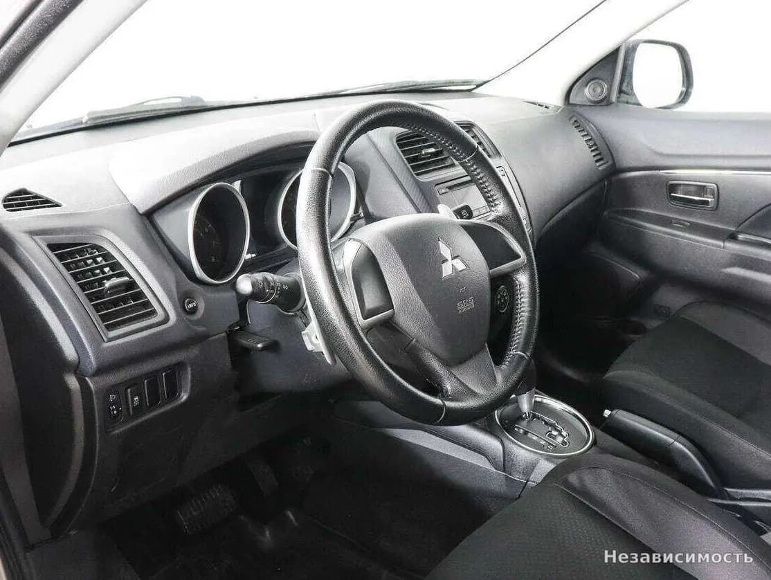 Mitsubishi ASX 2014 с пробегом — фото 9