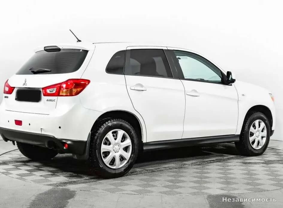 Mitsubishi ASX 2014 с пробегом — фото 5