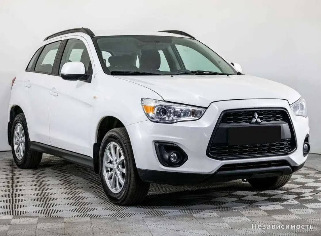 Mitsubishi ASX 2014 с пробегом — фото 3