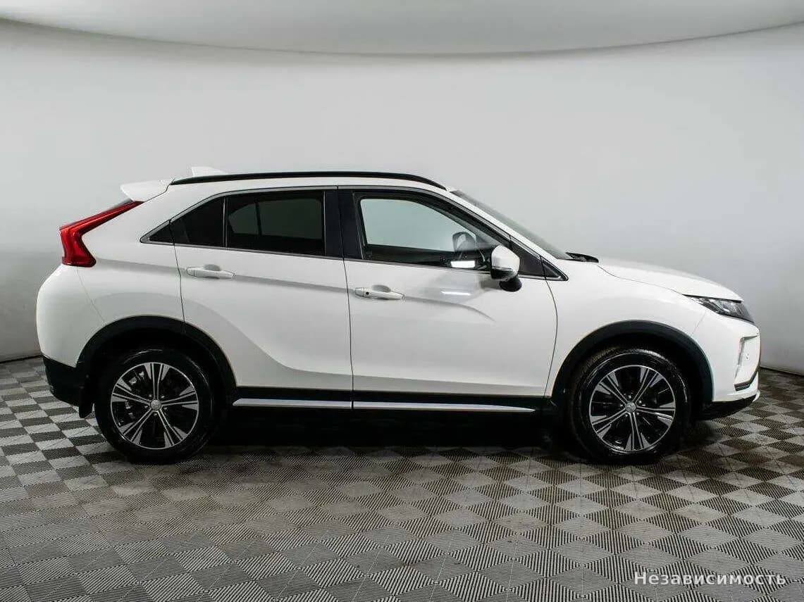 Mitsubishi Eclipse Cross 2019 с пробегом — фото 4