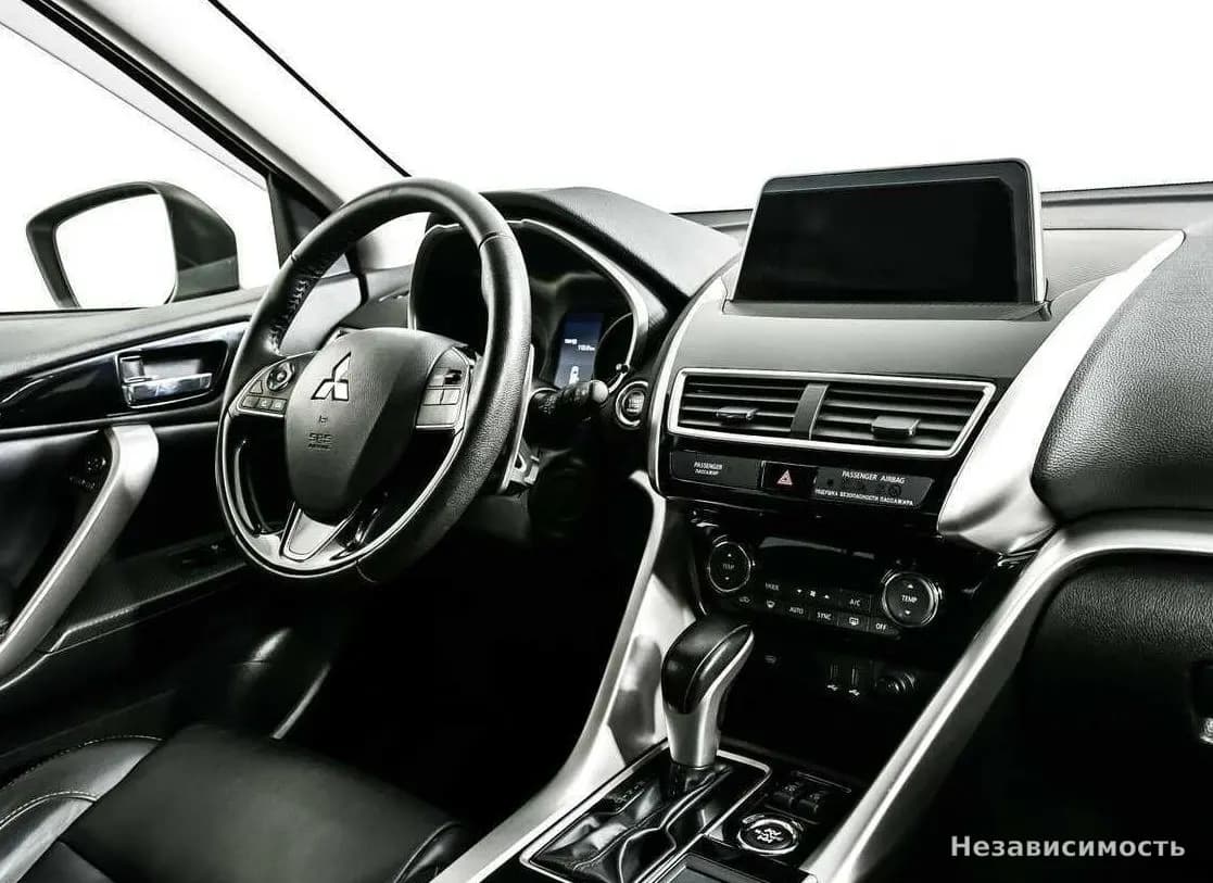 Mitsubishi Eclipse Cross 2018 с пробегом — фото 9