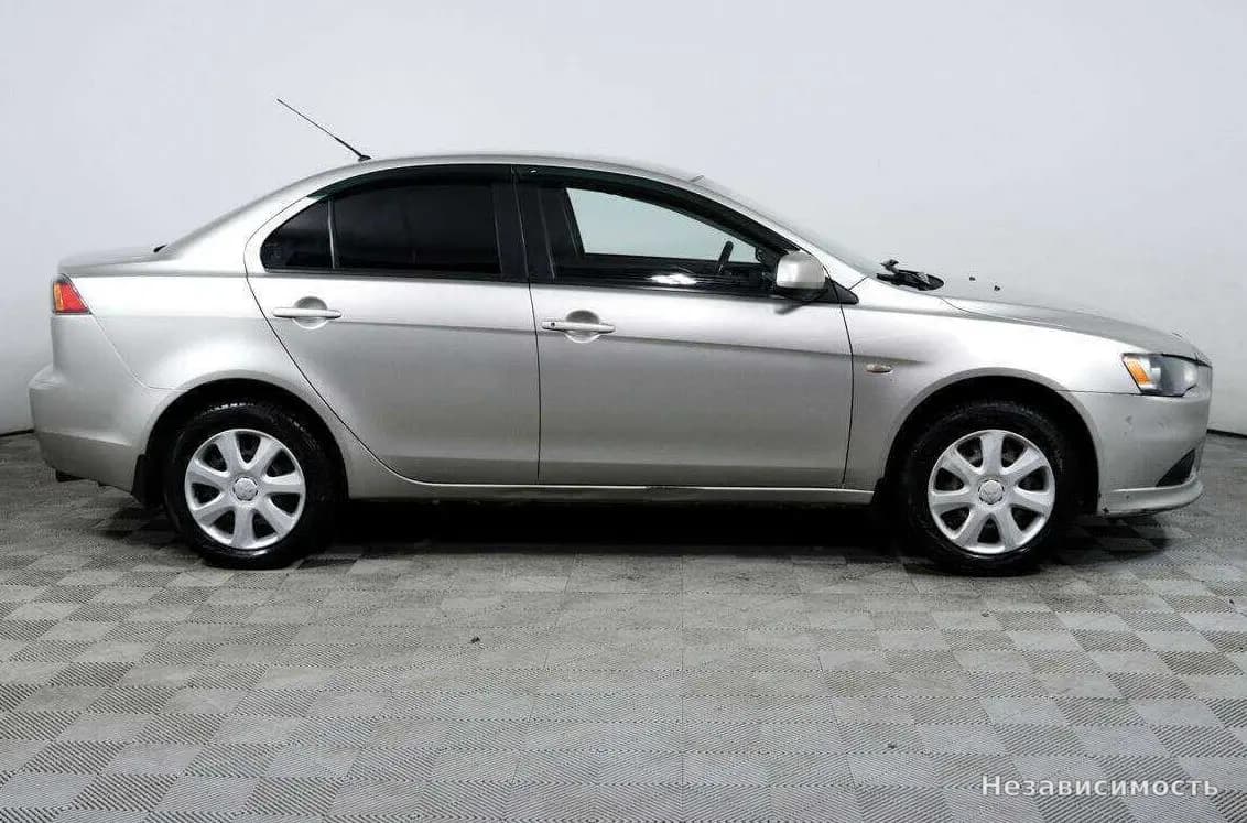Mitsubishi Lancer 2012 с пробегом — фото 4
