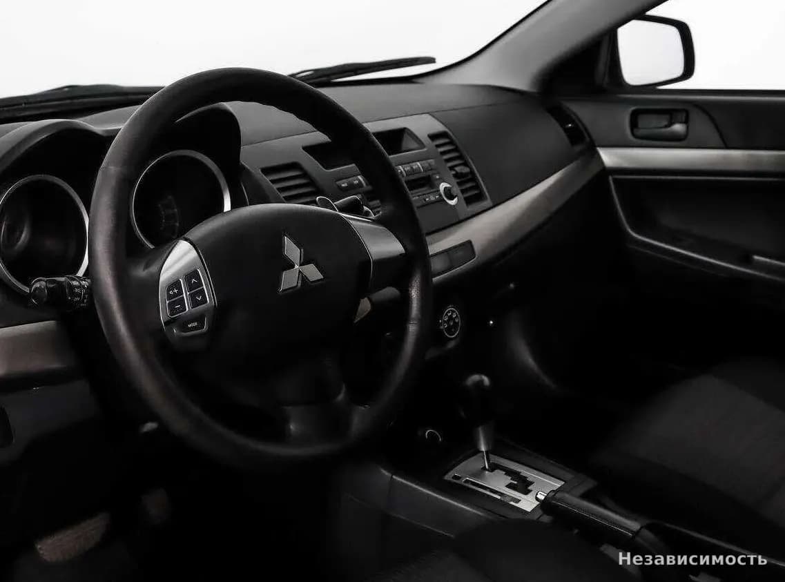 Mitsubishi Lancer 2012 с пробегом — фото 7