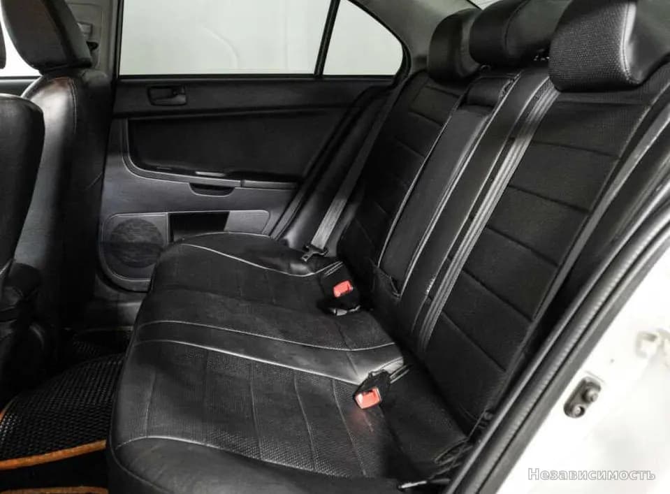 Mitsubishi Lancer 2012 с пробегом — фото 10