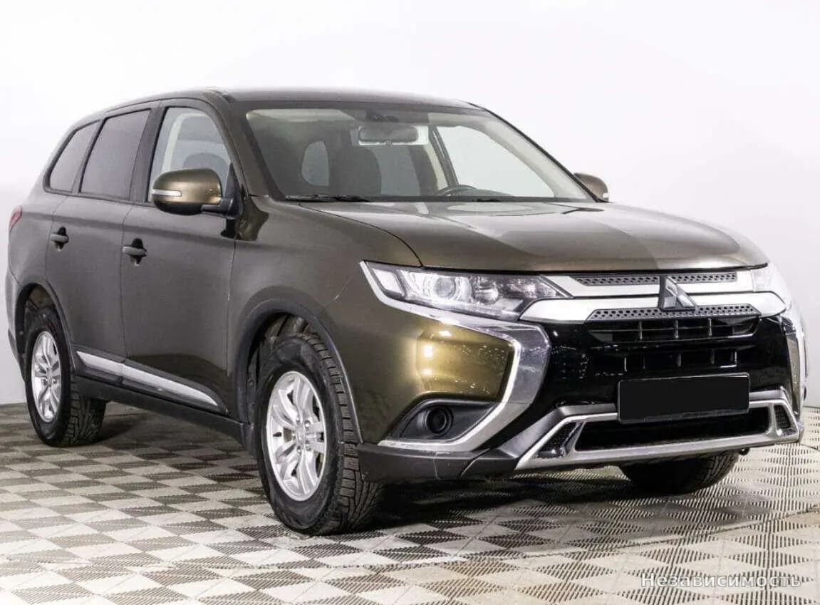 Mitsubishi Outlander 2019 с пробегом — фото 3
