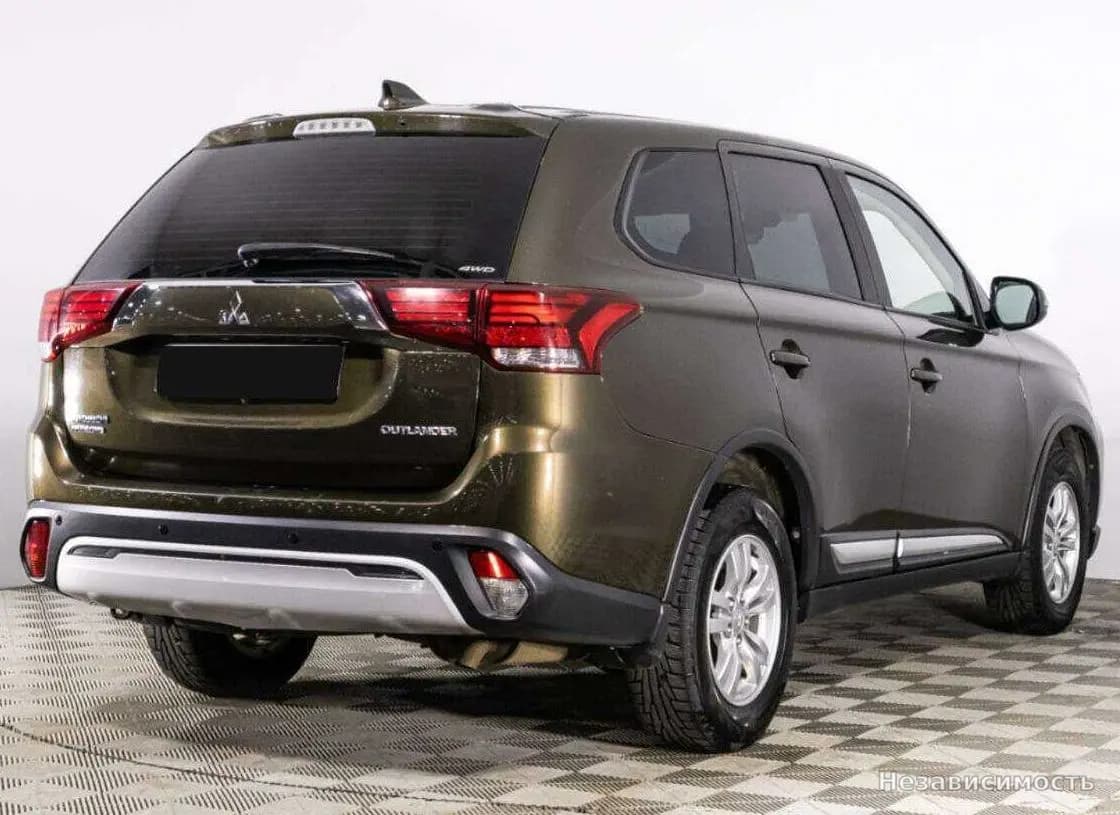 Mitsubishi Outlander 2019 с пробегом — фото 5