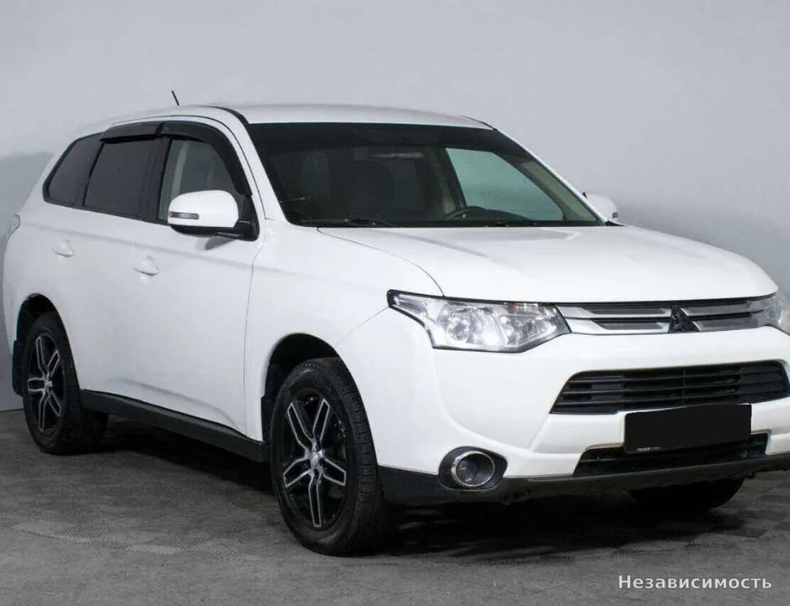 Mitsubishi Outlander 2014 с пробегом — фото 3