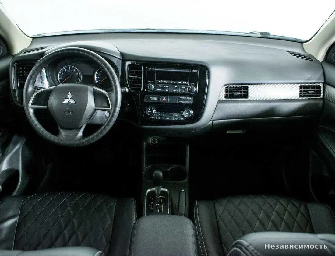 Mitsubishi Outlander 2014 с пробегом — фото 10