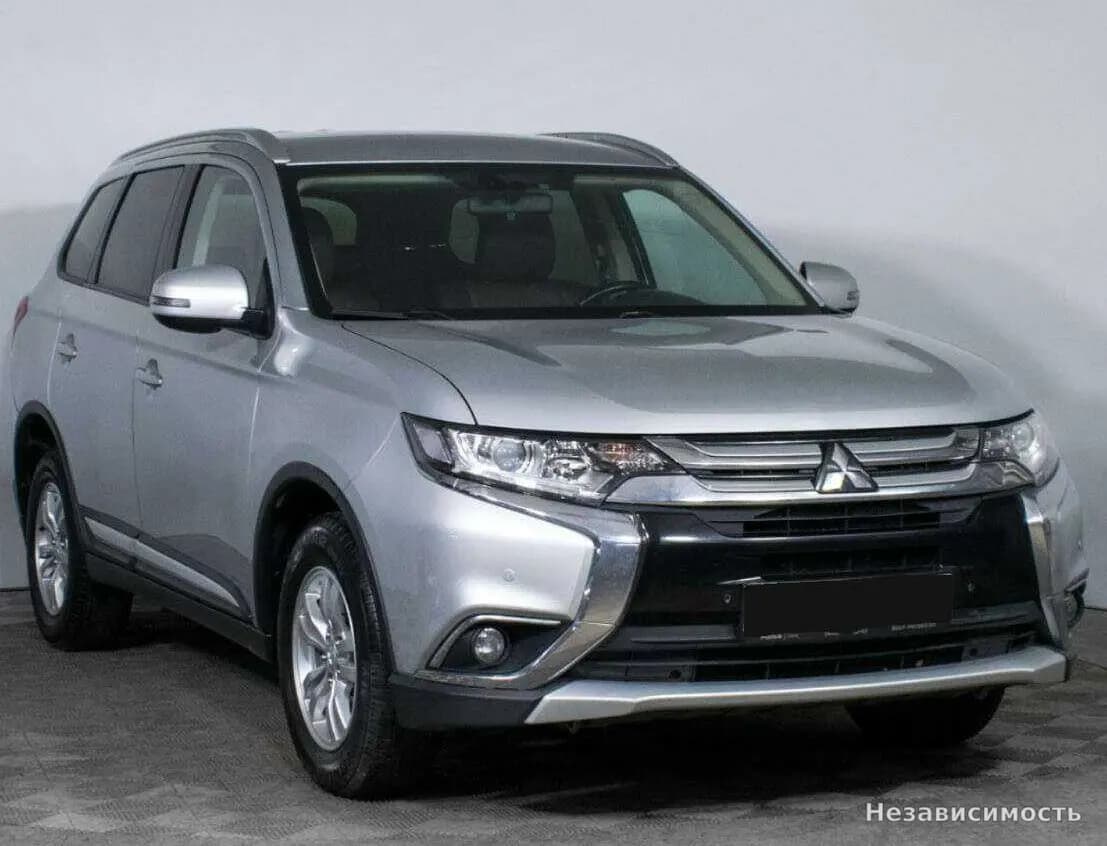 Mitsubishi Outlander 2017 с пробегом — фото 3