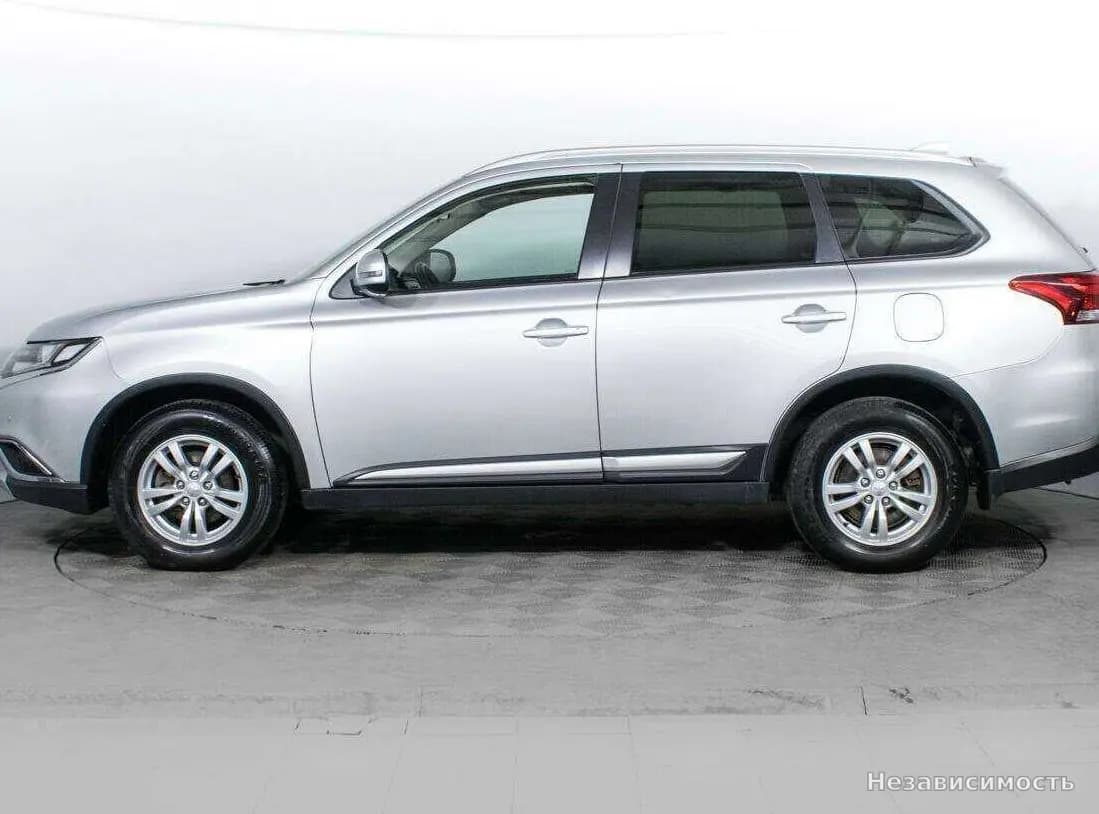 Mitsubishi Outlander 2017 с пробегом — фото 7