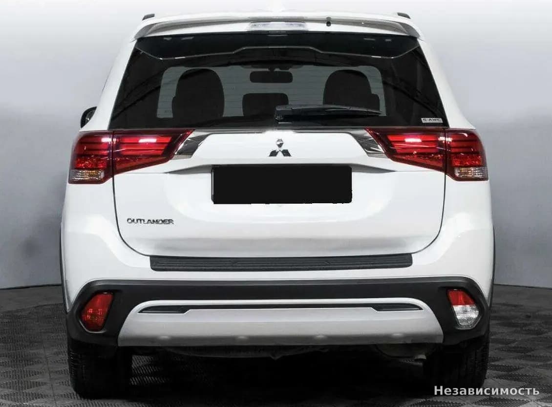 Mitsubishi Outlander 2021 с пробегом — фото 6
