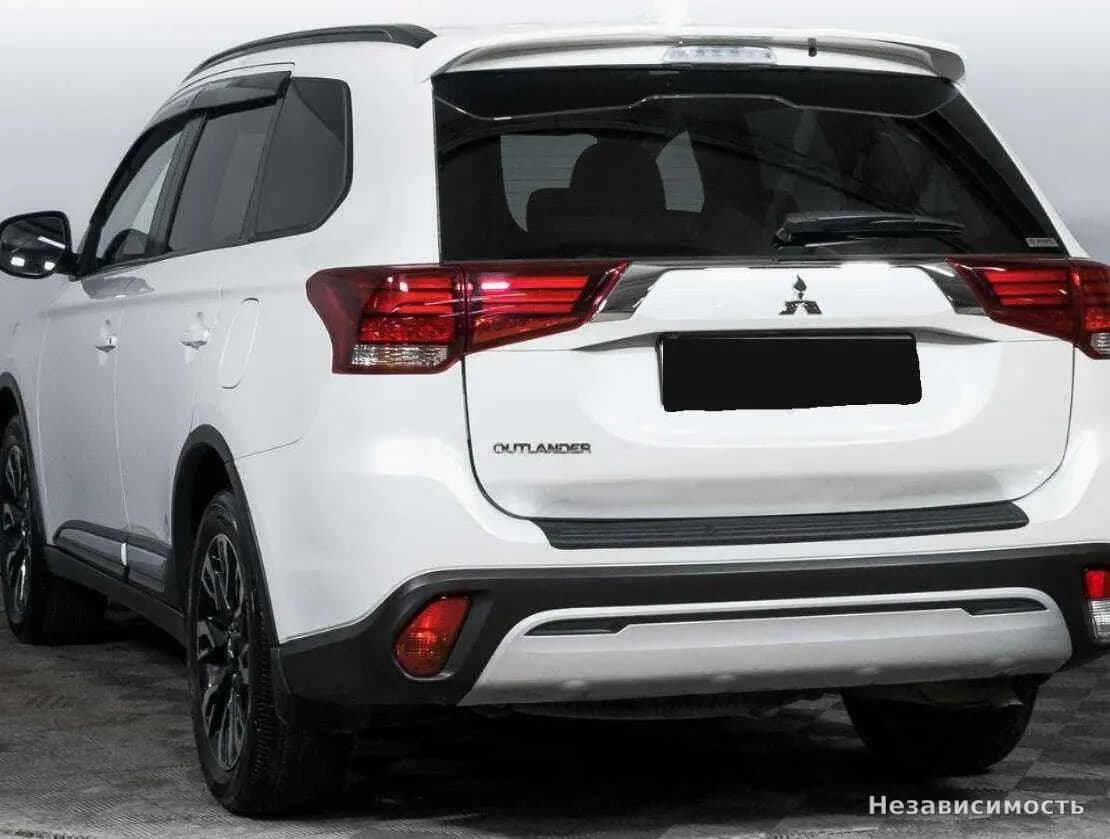 Mitsubishi Outlander 2021 с пробегом — фото 7
