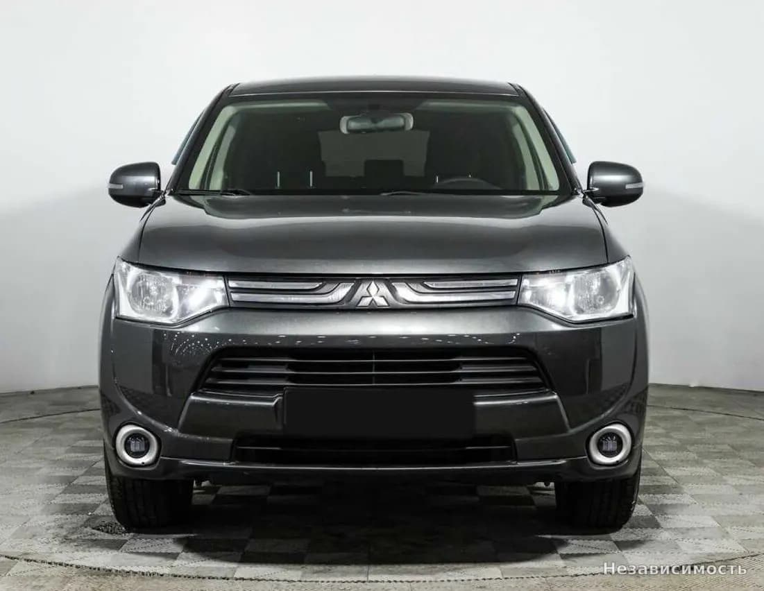 Mitsubishi Outlander 2013 с пробегом — фото 2