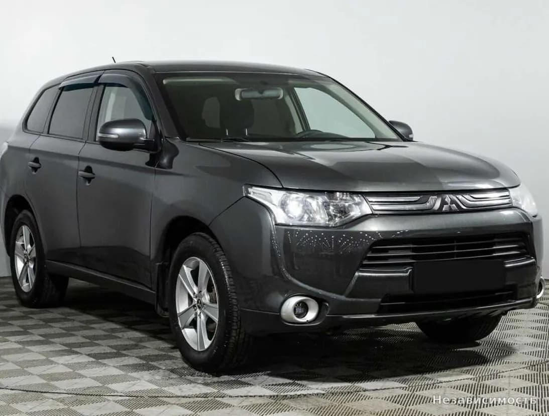Mitsubishi Outlander 2013 с пробегом — фото 3