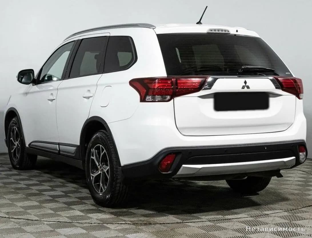 Mitsubishi Outlander 2016 с пробегом — фото 7