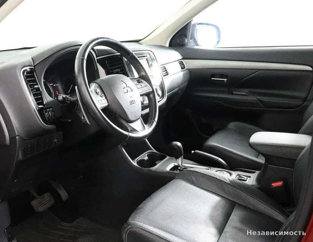 Mitsubishi Outlander 2013 с пробегом — фото 7