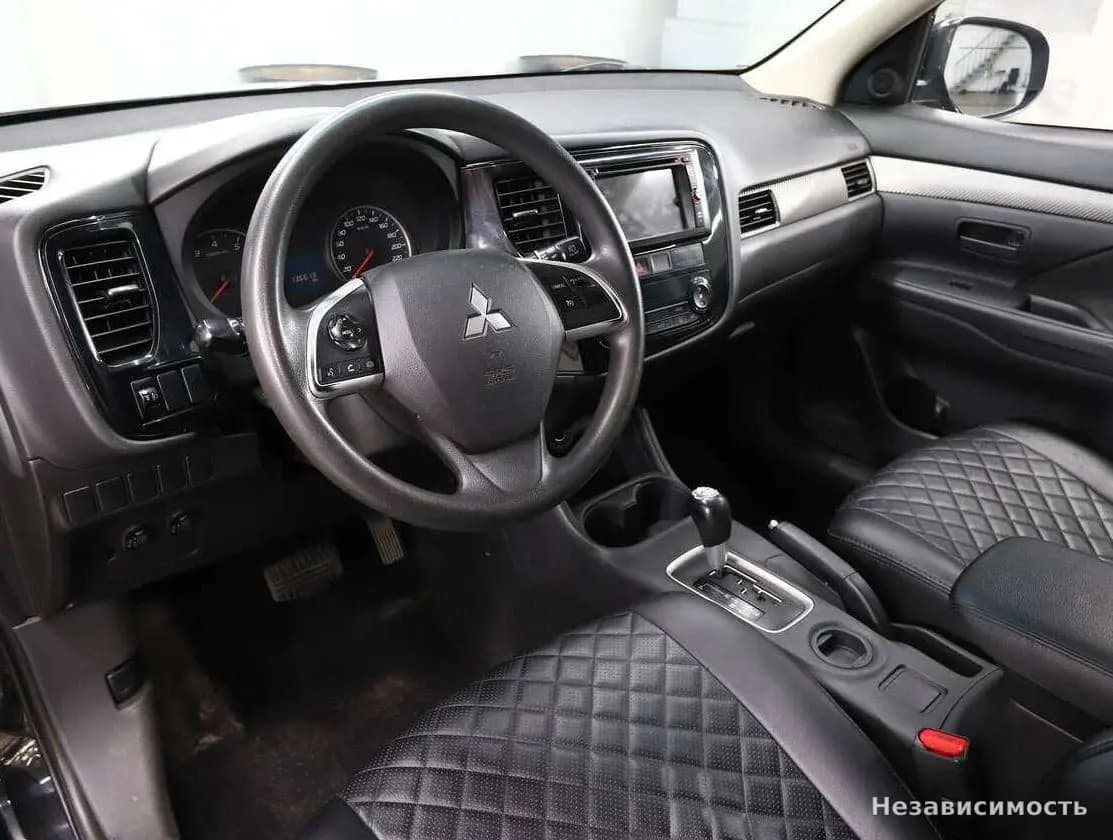 Mitsubishi Outlander 2013 с пробегом — фото 8