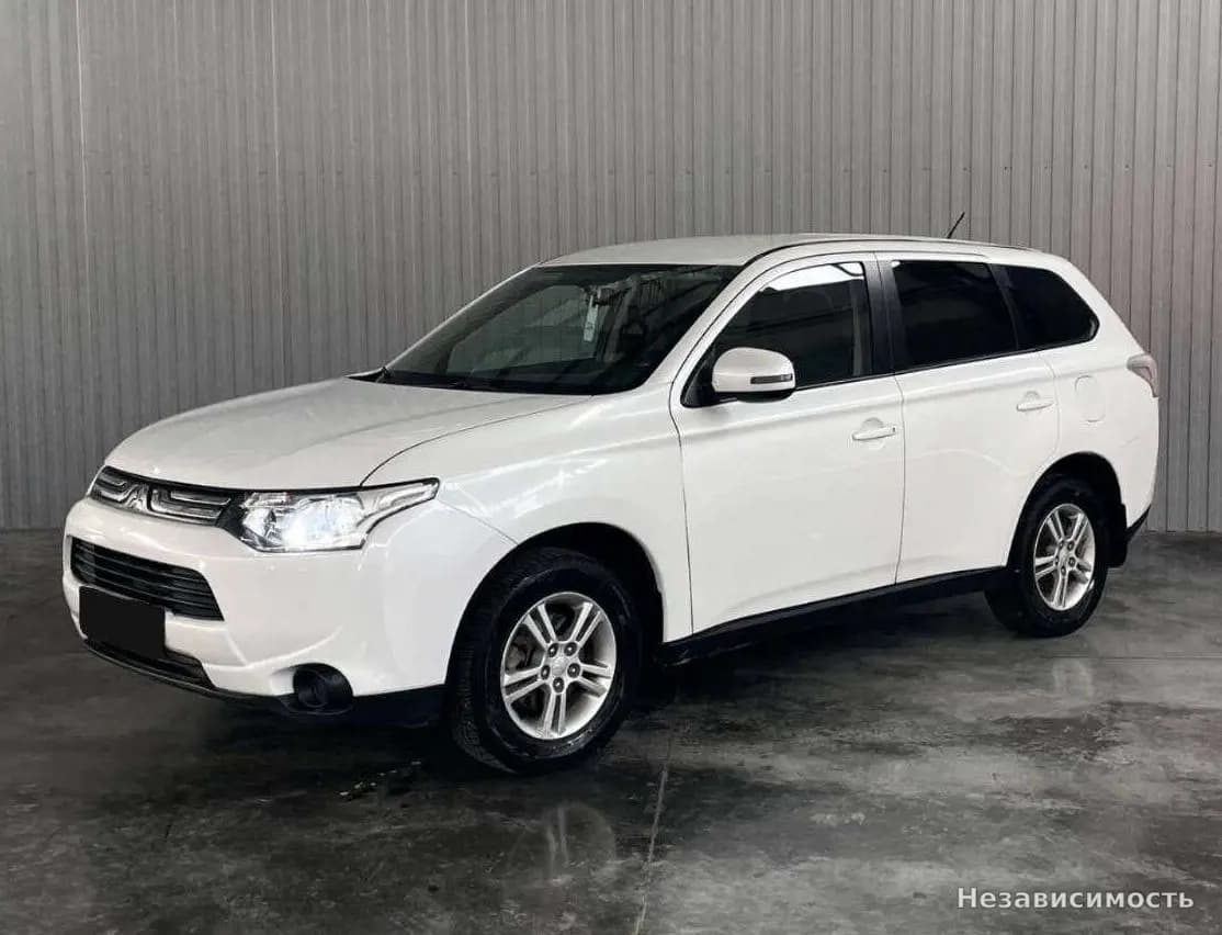 Mitsubishi Outlander, 2013 с пробегом