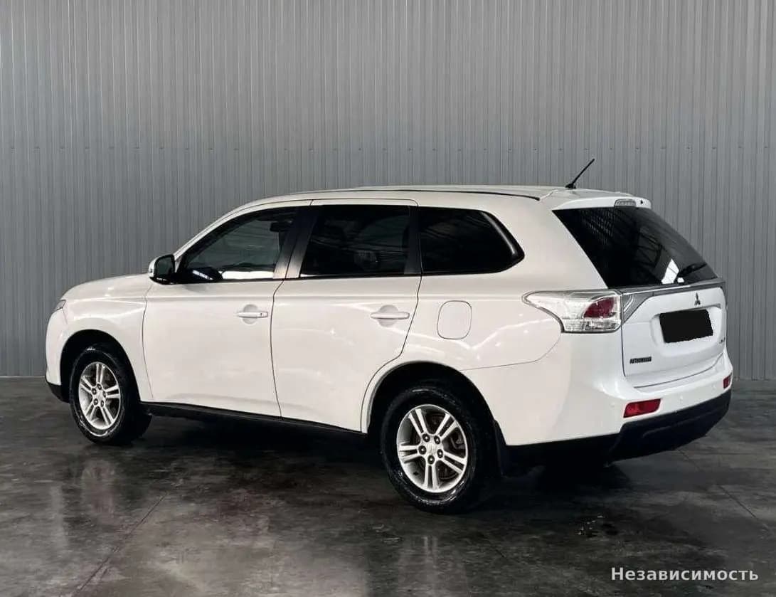 Mitsubishi Outlander 2013 с пробегом — фото 7