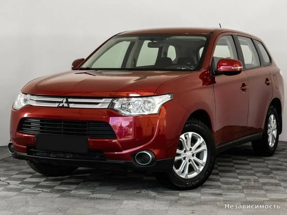 Mitsubishi Outlander, 2014 с пробегом