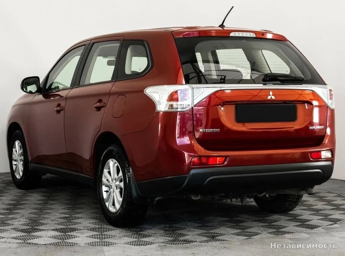 Mitsubishi Outlander 2014 с пробегом — фото 7