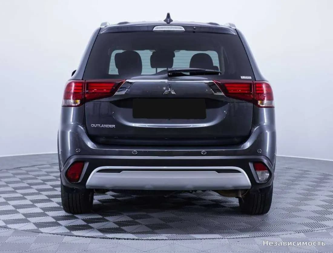 Mitsubishi Outlander 2021 с пробегом — фото 6