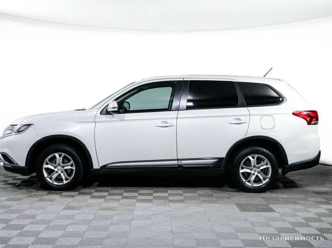 Mitsubishi Outlander 2015 с пробегом — фото 5