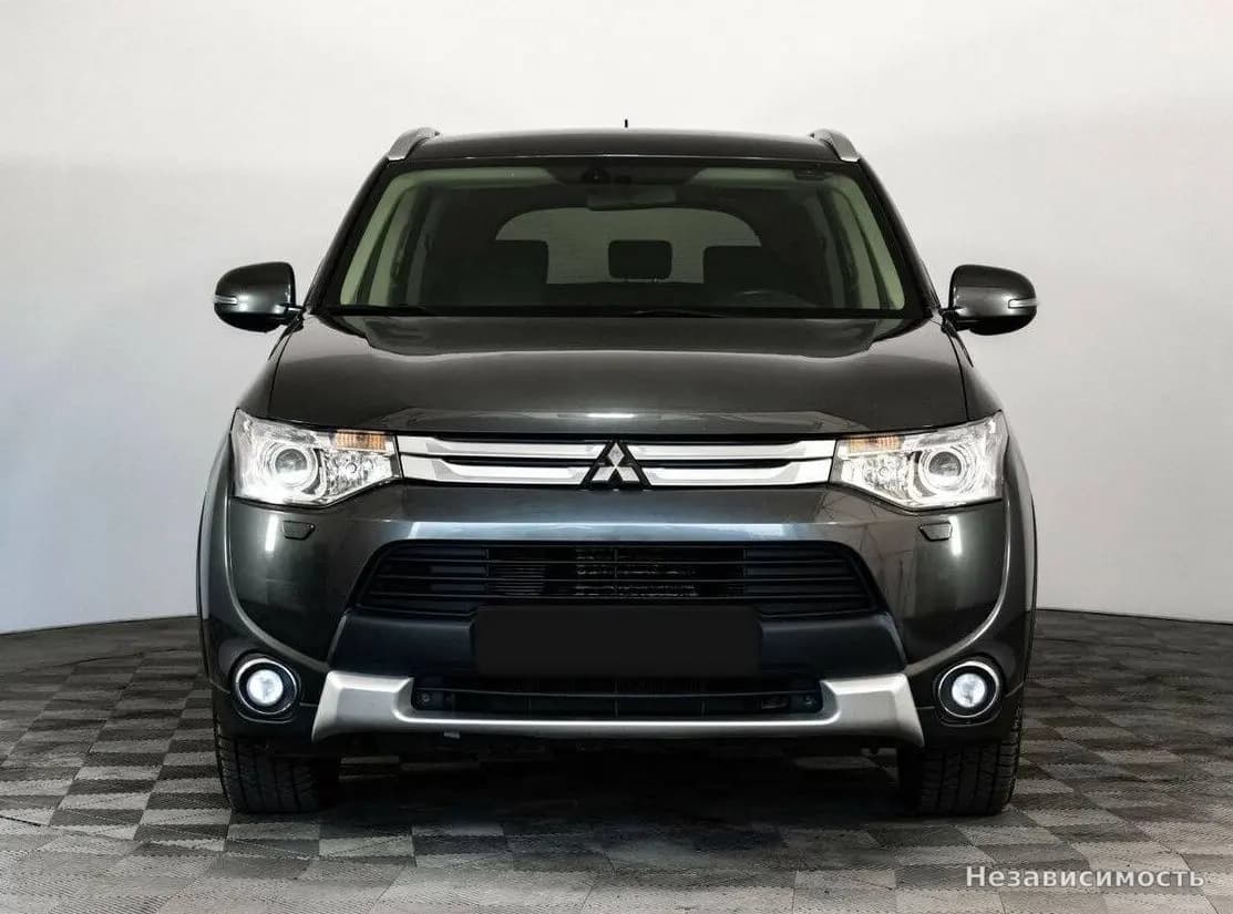 Mitsubishi Outlander 2014 с пробегом — фото 2