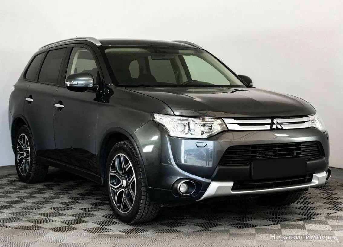 Mitsubishi Outlander 2014 с пробегом — фото 3