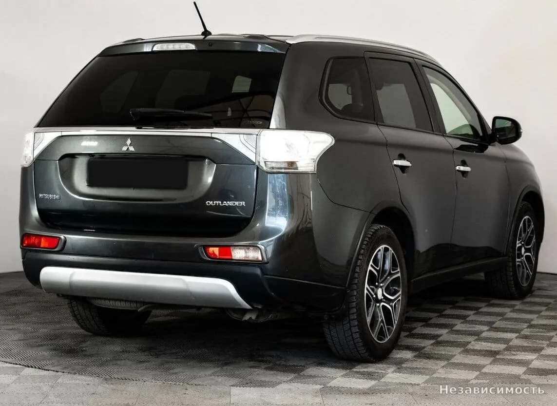 Mitsubishi Outlander 2014 с пробегом — фото 4