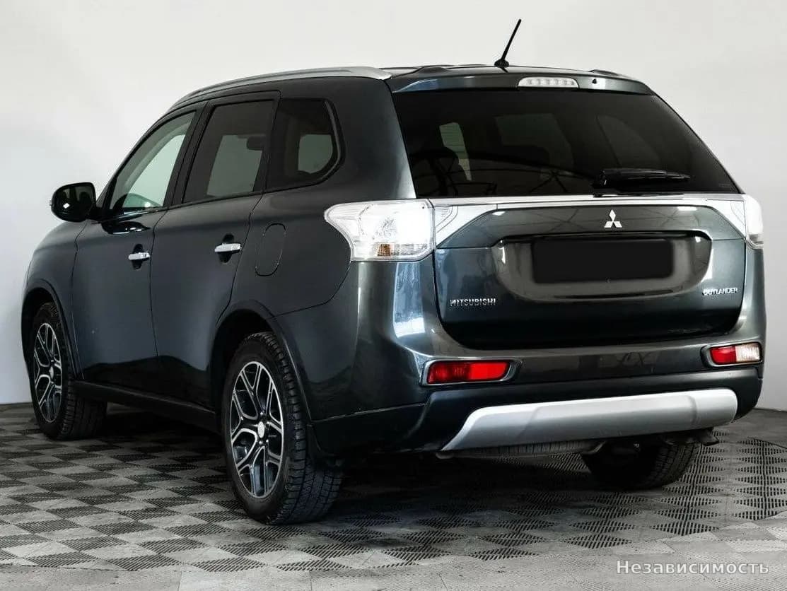 Mitsubishi Outlander 2014 с пробегом — фото 6