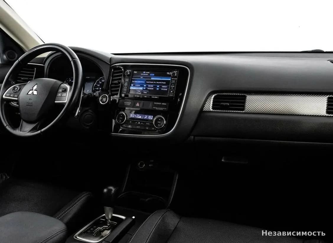 Mitsubishi Outlander 2014 с пробегом — фото 7