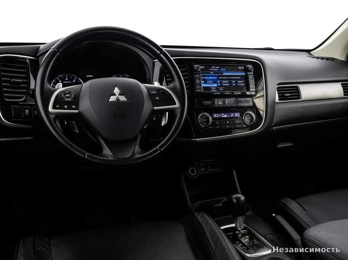 Mitsubishi Outlander 2014 с пробегом — фото 9