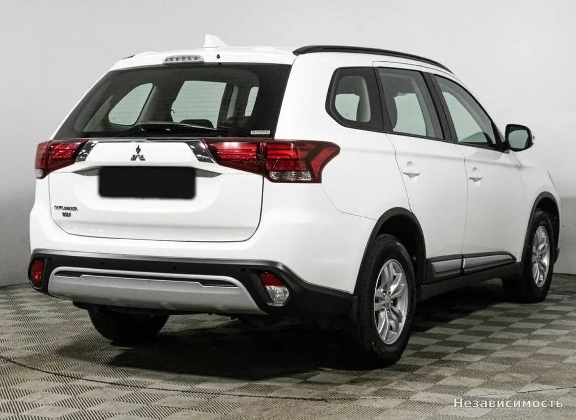 Mitsubishi Outlander 2022 с пробегом — фото 5