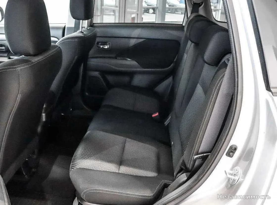 Mitsubishi Outlander 2016 с пробегом — фото 10